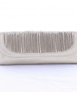 Cecere - clutch bag with chain strap